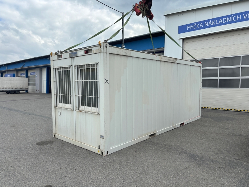 Kancelářské / obytné kontejnery / stavební buňky